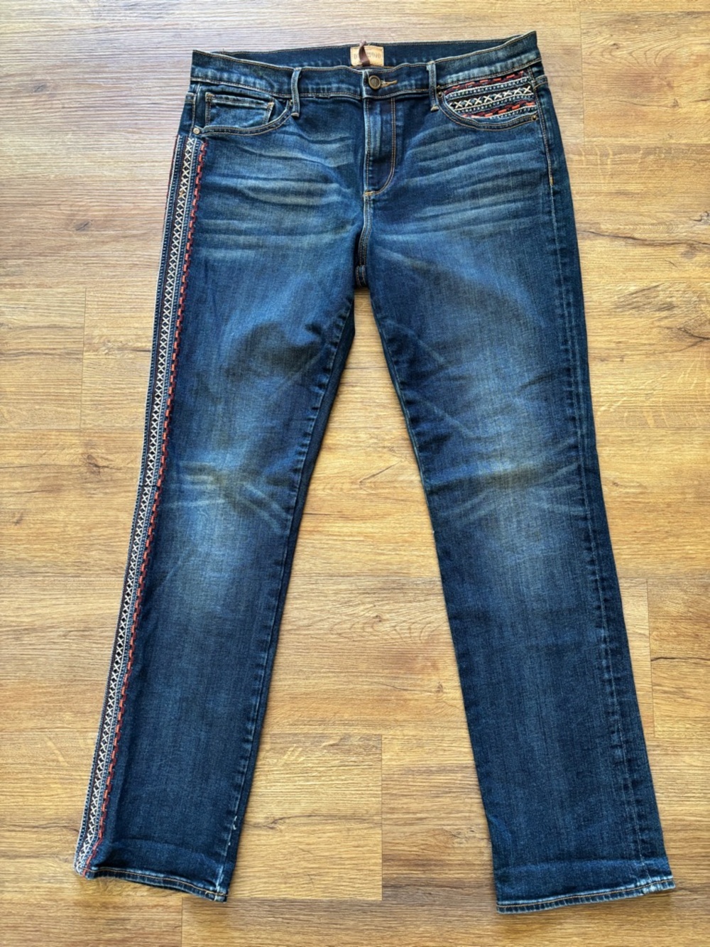 Driftwood Audrey Classic Fit Embroidered Jeans Sz. 32